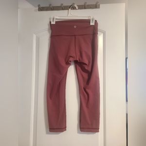 Lululemon aling 21" leggings